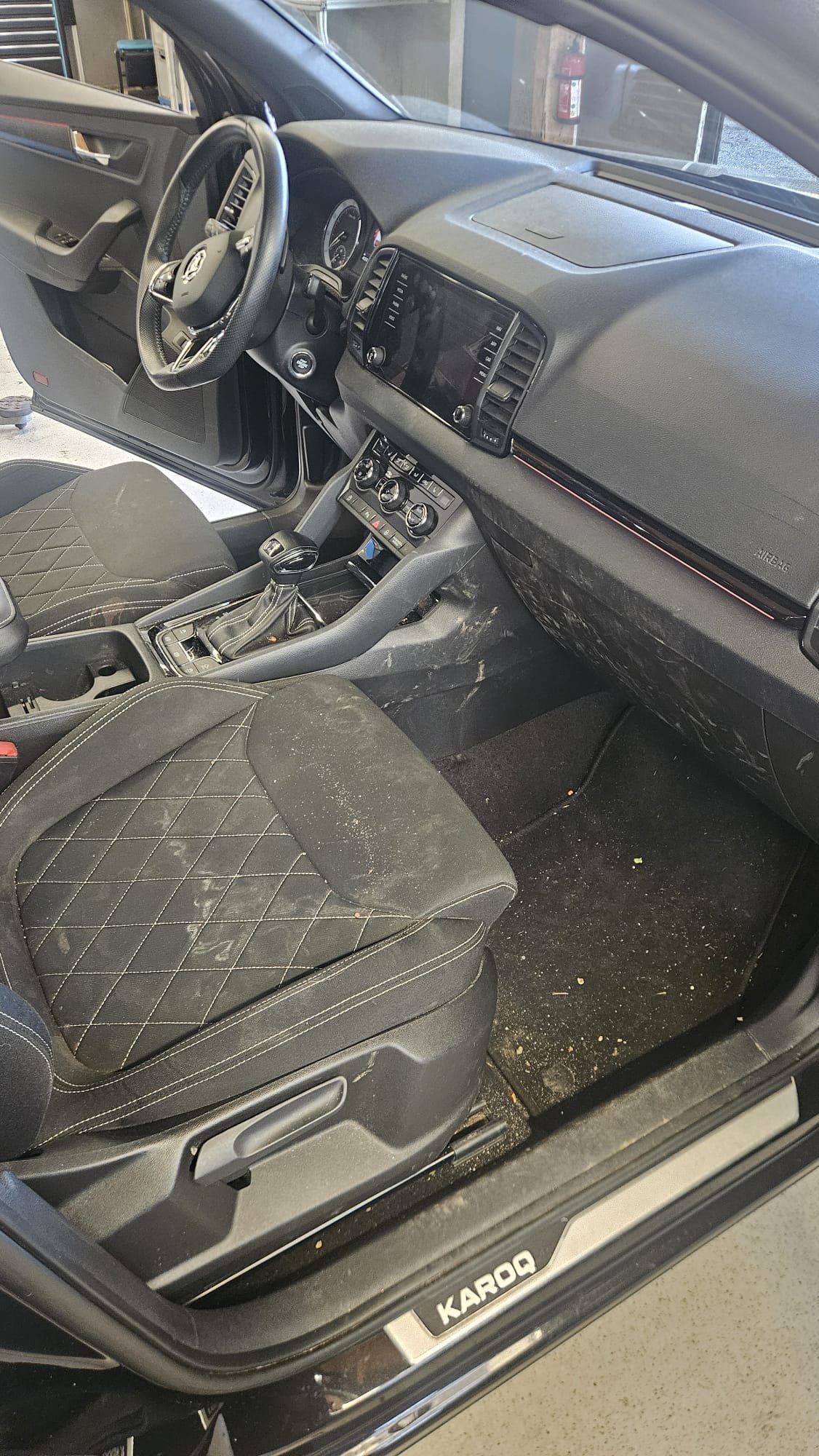 Cockpit vor dem Detailing